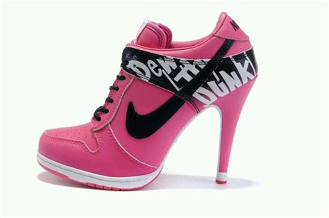 nike hakken roze|Nike Factory Stores.